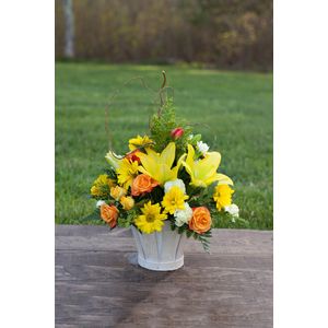 Sunrise Embrace in Westport MA, Amber Rose Floral Design 